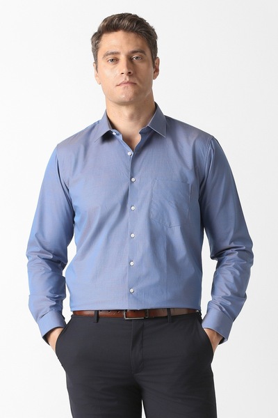 VAN HEUSEN قميص رجالي بأكمام طويلة وقصة ضيقة