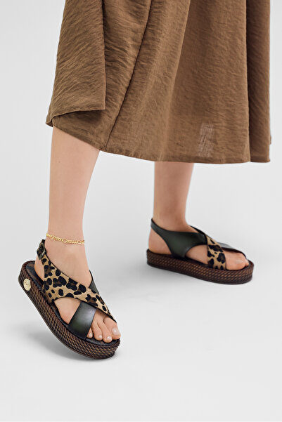 Tonny Black Women's Green Leopard PU Sole Comfortable Cross Strap Sandals