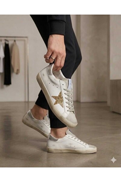 Banksy Спортни обувки за ежедневно носене с бродерия от звезди, златисто-среб...