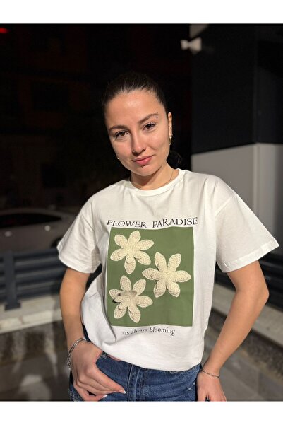 Quzu Flower Paradise Baskılı Çiçek Nakışlı Kadın T-Shirt