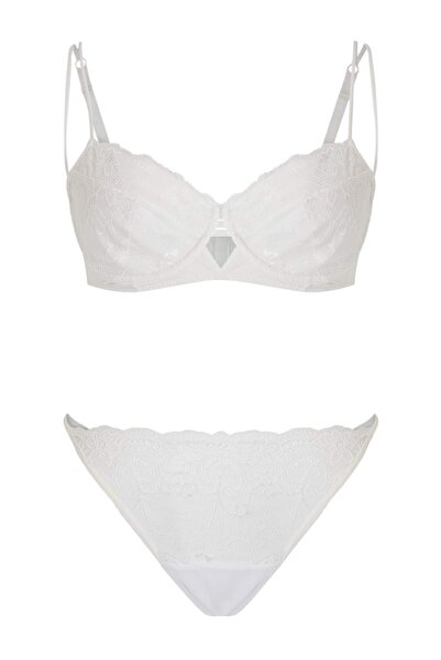 Trendyol Curve Set de lenjerie intimă alb, dantelă piese, cu detaliu vipușcă ...