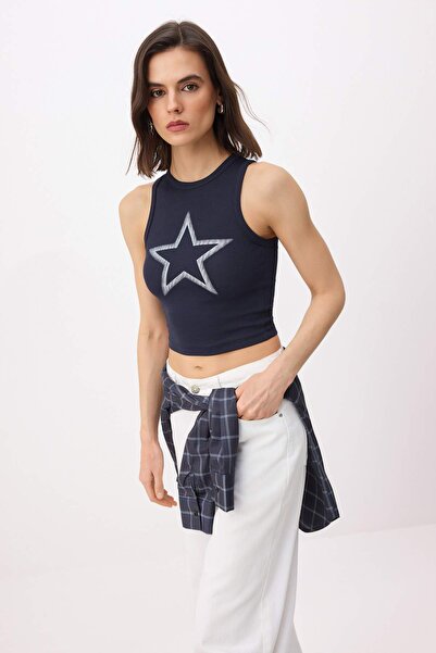 Trendyol Collection Ναυτικό μπλε με τύπωμα Εφαρμοστό/Στενό στο σώμα λαιμόκοψη...