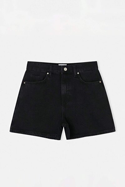 ترينديول كوليكشن شورت بلاك سيتي بوي 100% قطن دنيم TWOSS26SR00170