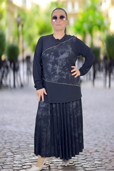 yagmurberen Elastic Waist Pleated Skirt Stone Embroidered Crewneck Blouse Plu...