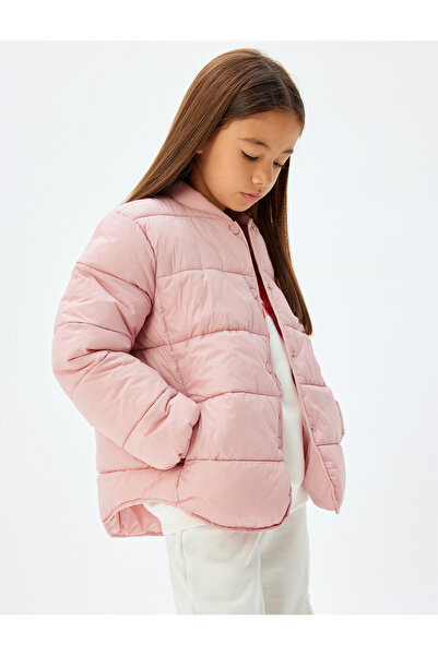 Koton Palton puf cu guler cu închidere cu apăsare