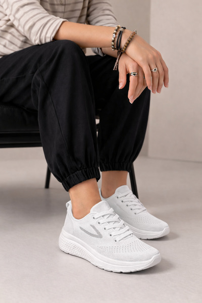 Encool Women's White - Gray Sneakers Sports Shoes Lightweight Comfortable Dai...