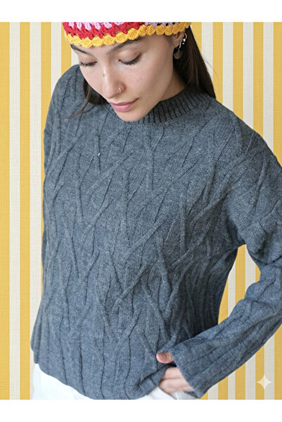 Butik سترة تريكو ناعمة الملمس ذات ياقة دائرية كبيرة الحجم من Una Fiaba