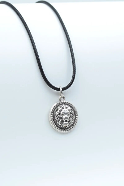 ıdr Minimal Aslan Madalyon Gümüş Kaplama Deri İp Kolye