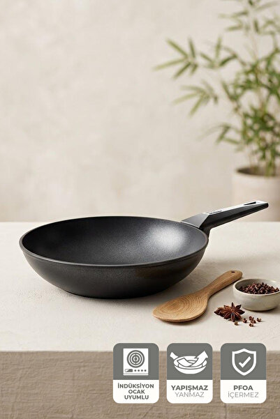 Kitchen Life Gigilli Cristel Titanium Wok Pan 28 cm