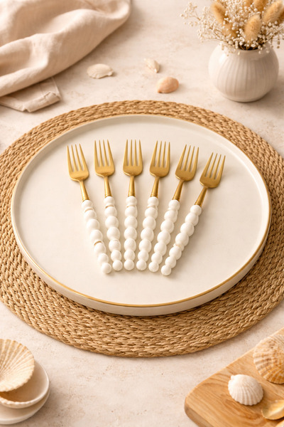 Anadolu Saray طقم أدوات مائدة ذهبية بتفاصيل حجر اللؤلؤ البلاستيكي الأبيض مكون...