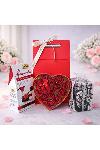 velve Pachet cadou Chocolate Heart, inima cu trandafiri de sapun,praline de c...