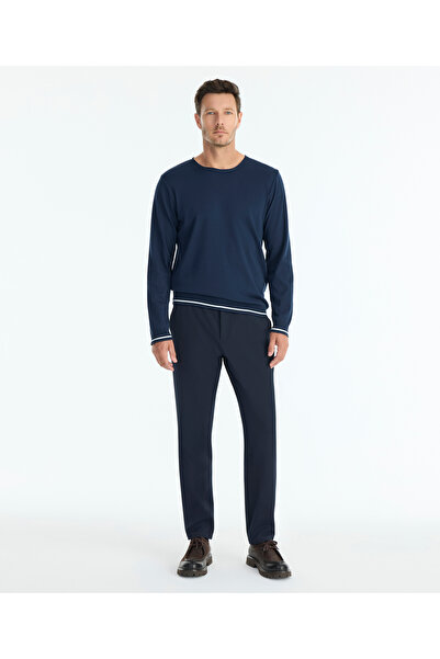 Yargıcı سترة عادية ذات ياقة دائرية وأكمام طويلة