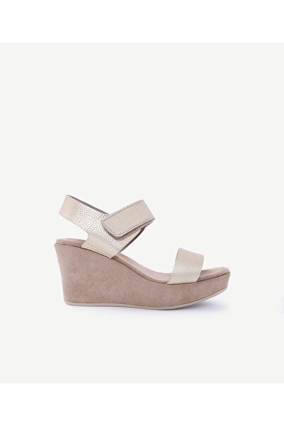 Yargıcı Single Strap Wedge Heel Low Sandals