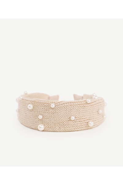 Yargıcı Boncuk Ve Triko Detaylı Taç