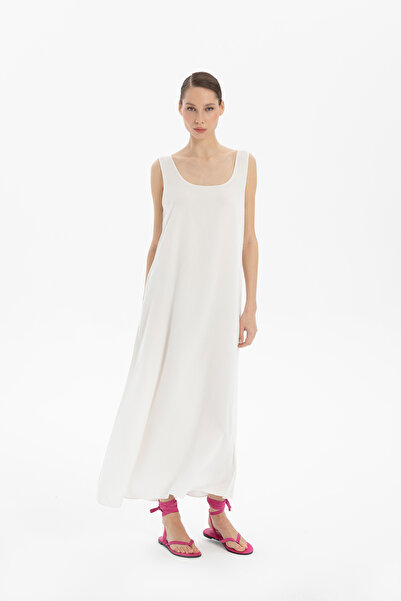 İpekçi Otantik Dökümlü Askılı Uzun Lyocell Elbise Ekru