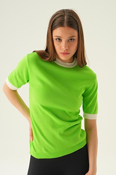 Rays Tricou verde măr cu guler și dungi pe mâneci 1442