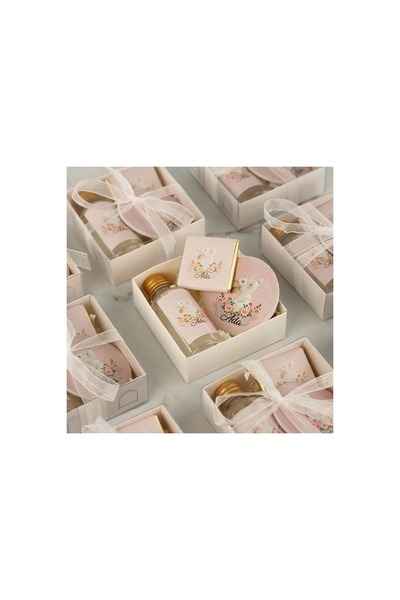 Çikolata Atölyesi Elit Marka Tavşan Temalı Kutuda Mini Cam Kolonya , Açacaklı...