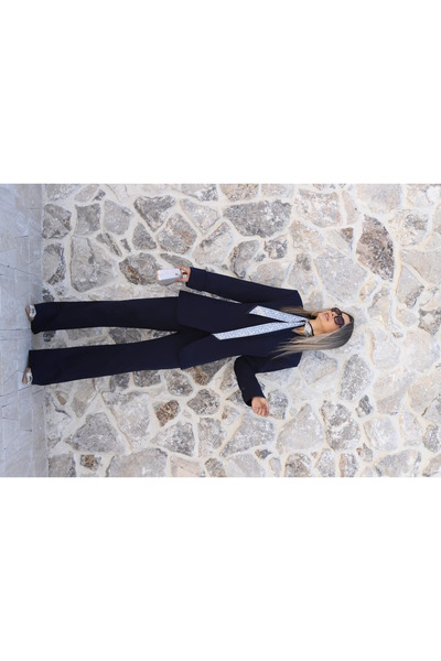 bytugcekaya Navy blue notch lapel buttoned jacket suit