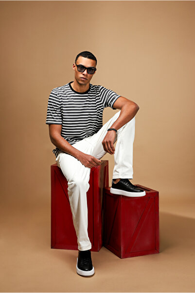 Kiğılı Βαμβακερό ριγέ μπλουζάκι με κανονική εφαρμογή με λαιμόκοψη