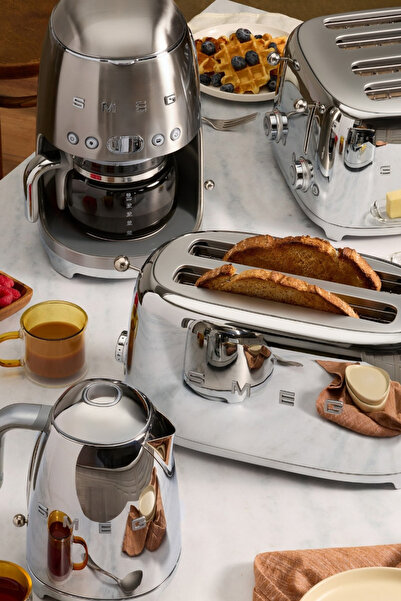 SMEG 50's Style Retro Filtre Kahve Makinesi Çelik Dcf02sseu