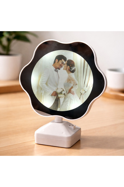 Nobbystar LED Işıklı Sihirli Papatya Ayna Çerçeve – Dekoratif Fotoğraf Çerçevesi