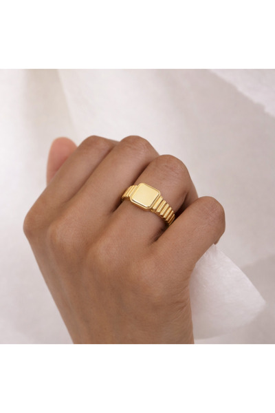 Markiz Takı حلقة تفاصيل مربعة ملتوية ذهبية قابلة للتعديل