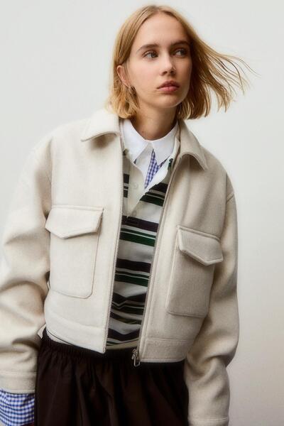 Bershka Crop kesim yumuşak ceket