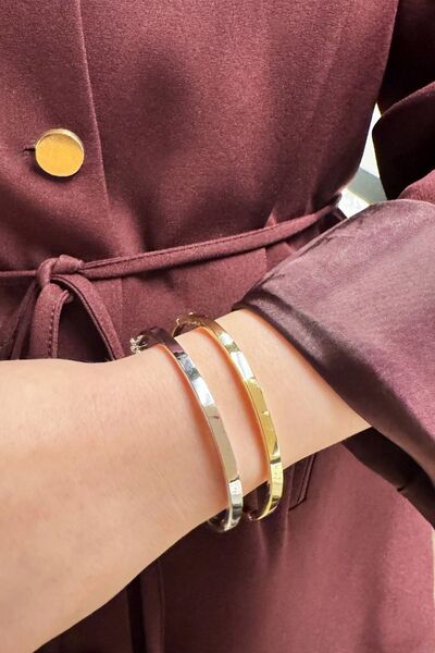 Hepimitu 14 Ayar Altın Kelepçe Bilezik