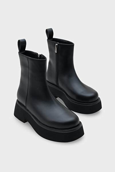 Capone Outfitters Γυναικείες μπότες Darla με στρογγυλή μύτη με φερμουάρ στο π...