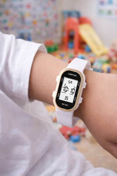 captiva 30 mt suya dayanıklı yeni sezon kutulu dijital ekranlı Çoçuk Kol Saati