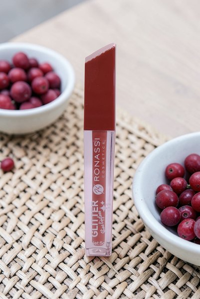 RS Ronassi Cosmetics Glitter Shine Lipgloss Shiny Sparkling Liquid Lipstick