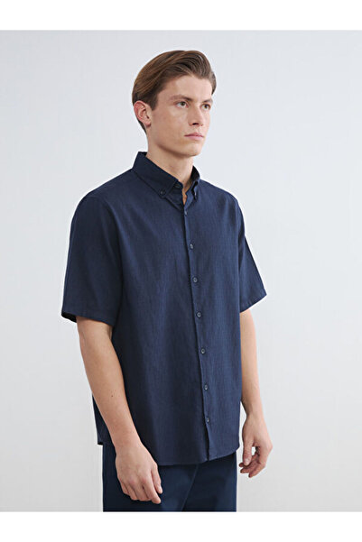 LC Waikiki Standard Fit Krinkle Men's Shirt from Uzg Store for Style Enthusiasts
