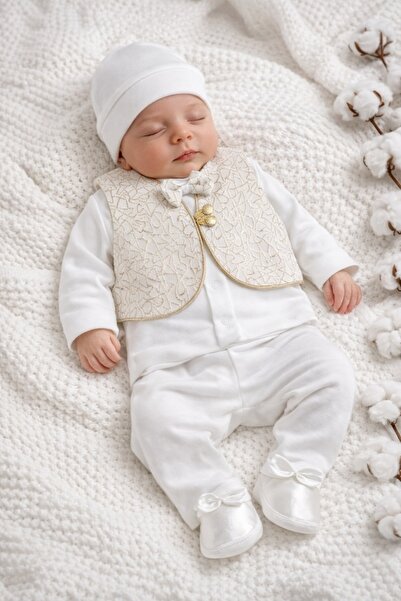 Pure Boutique Set bebe baiat alb elegant 6 piese, cu vesta crem cu auriu si p...
