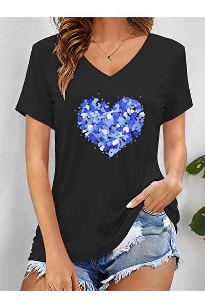 mercoledi تي شيرت نسائي من Heart مطبوع بأكمام على شكل حرف V وقصة عادية