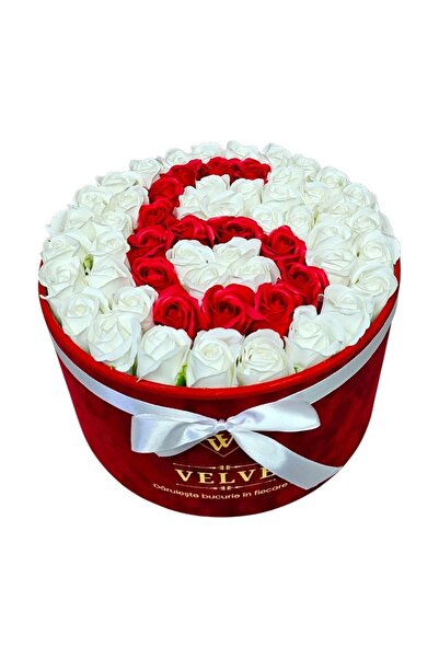 velve Aranjament floral cifra 6 cu 55 trandafiri de sapun in cutie rotunda ca...