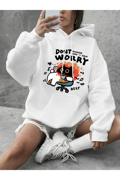 NOISSEY Μην ανησυχείτε για το T-Shirt Cat με τύπωμα Essential Goods Crew Neck...