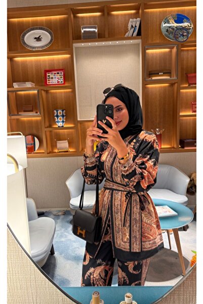 BELLA MOON Bella Evelyne Team