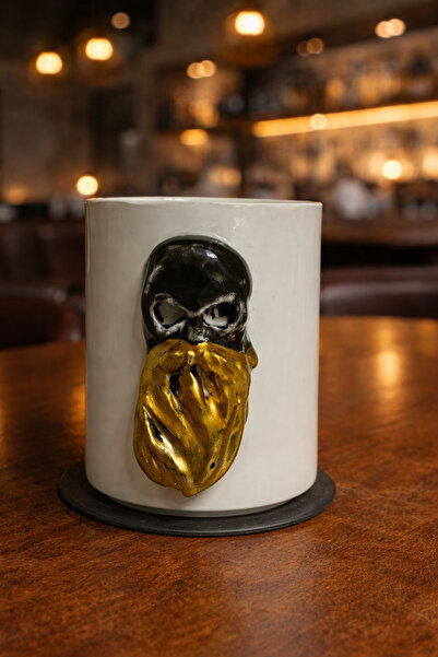 Me Design Decor Kafatası Figürlü El Yapımı Seramik Kupa