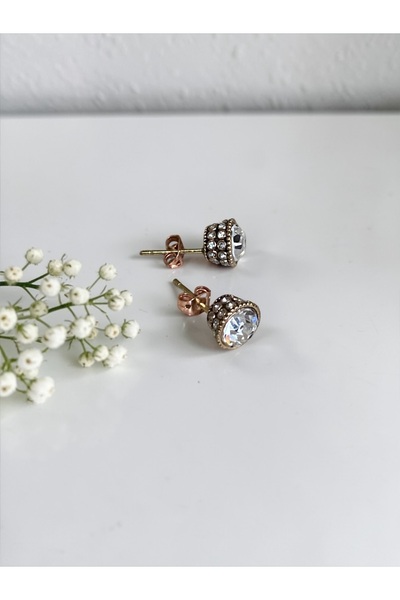 FAYRA ACCESSORIES Single Stone Earrings