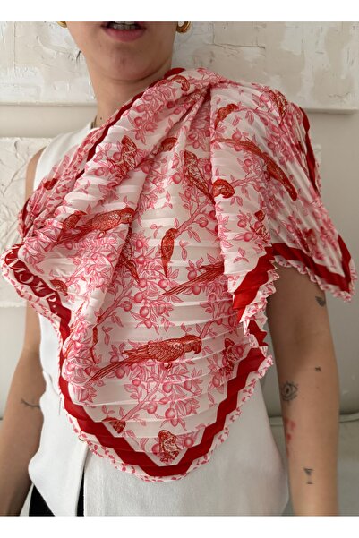 Junsui Pink, Red Bird Patterned Shawl