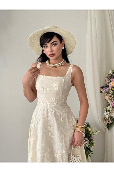 Robe De Lion Rochie importată etică, brodată cu flori și căptușită