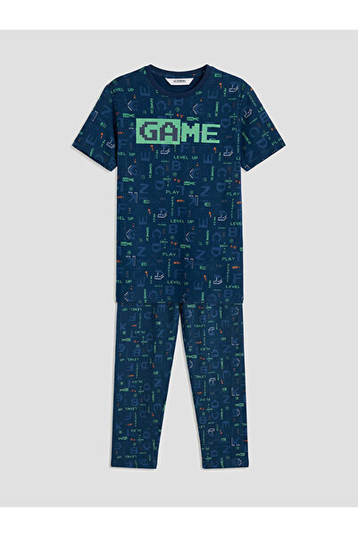 LC Waikiki RMZ GİYİM FARKIYA طقم بيجامة للأولاد مطبوع بياقة روبا