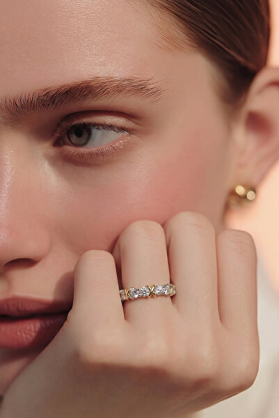 LYKOS خاتم نسائي من الفولاذ الذهبي على شكل X مرصع بالزركون مرصّع بالأحجار