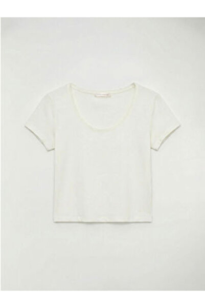 LC Waikiki قميص بيجامة نسائي برقبة دائرية من M1 SEZON Ecru