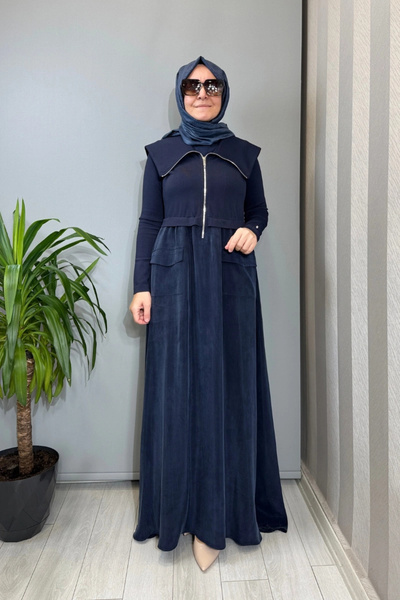 MISS DALIDA تفاصيل بسحاب فستان كوبورو بياقة عالية باللون الأزرق الداكن T26Y-4032