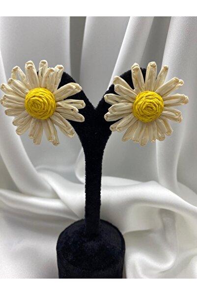Butik Papatya Model Beyaz Ve Sarı Renk Kadın Küpe