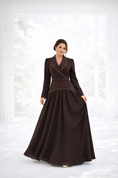 Meddesa Elegant long dress with a fitted waist, a jacket collar and long sleeves