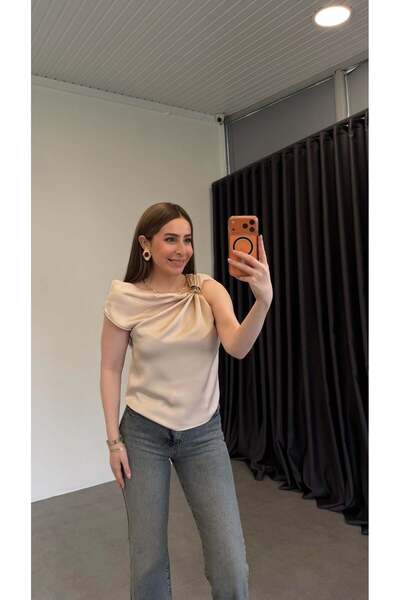 elif teke بلوزة ساتان بإبزيم بلون الشمبانيا