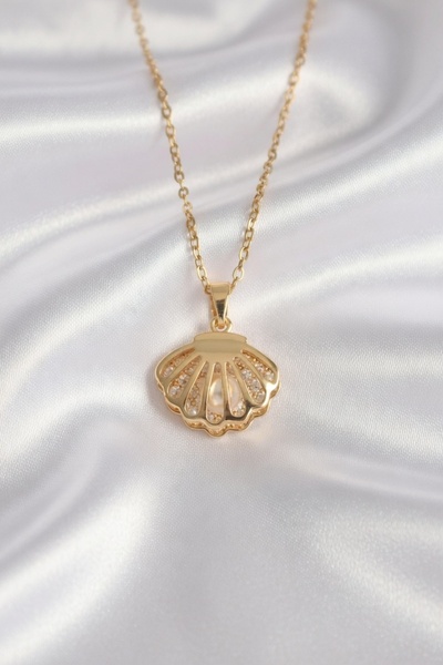 Jadem Gold 316L سلسلة الصلب فضية اللون الزركون حجر اللؤلؤ التفاصيل قلادة المحار