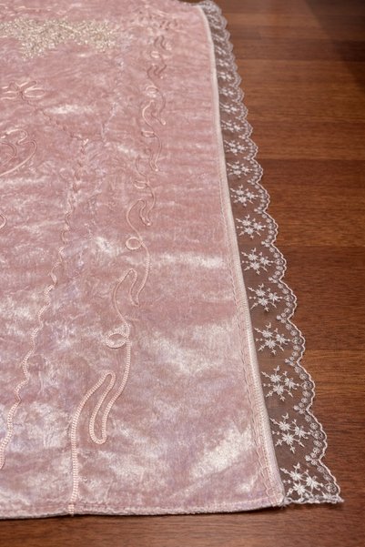 Hig Store French Guipure Lace Embroidered Dowry Mat for Bride and Groom E Fiber-Filled 70X110 Size